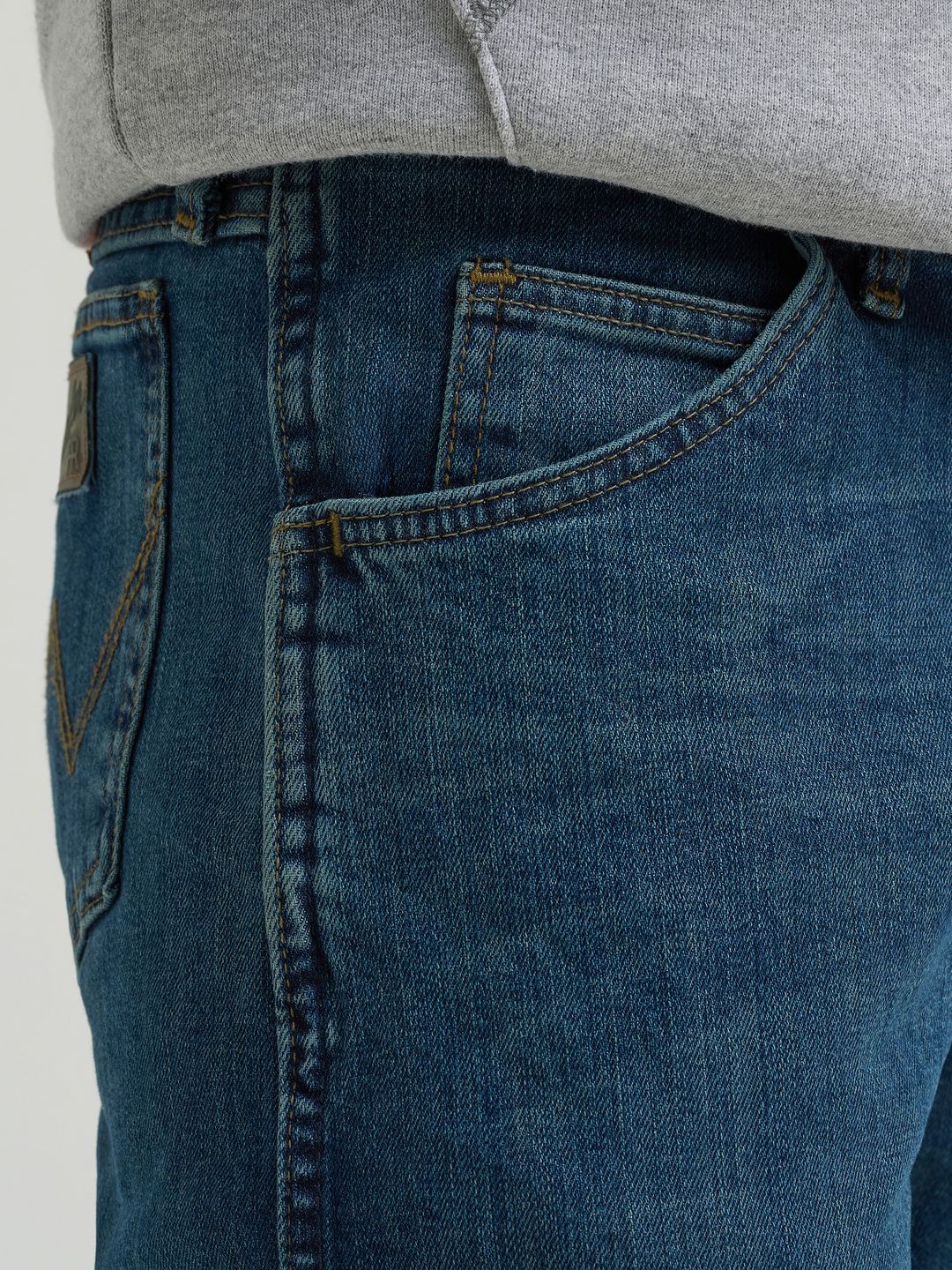 Product image for FR Advanced Comfort Regular Fit Jean